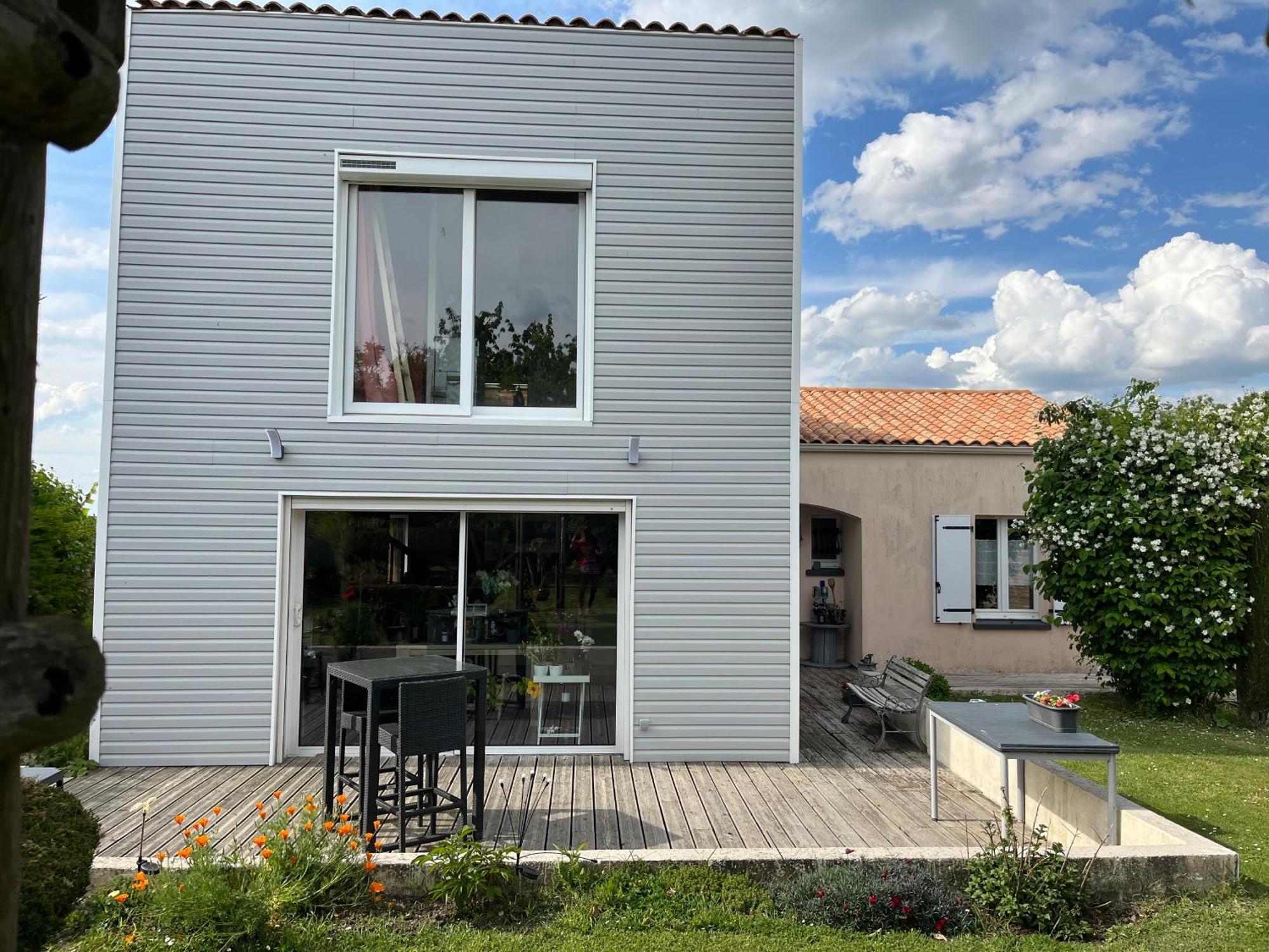 Au Calme Dans Le Marais Avec Piscine Hotell Yves Exteriör bild